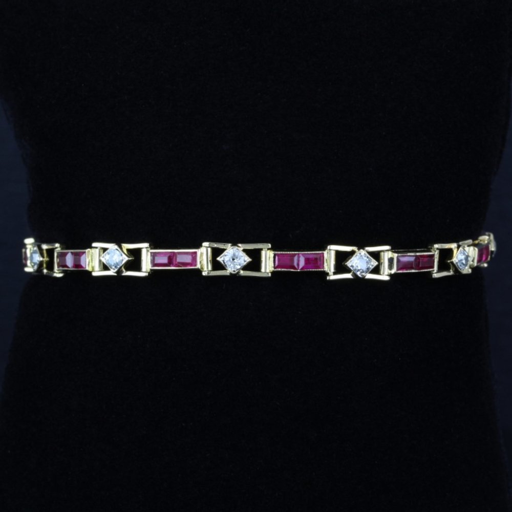 18K Yellow Gold Vintage Diamond and Garnet Anniversary Bracelet - Picture 6 of 8